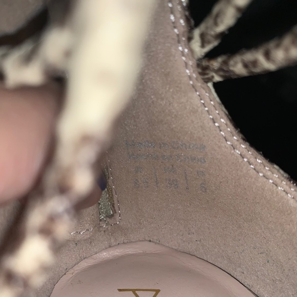 Faux snakeskin Aldo heels - Picture 5 of 5